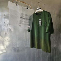 크* 피그먼트 워싱 홀스슈 티셔츠