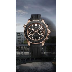 오** 코액시얼 씨마스터 다이버300M 블랙다이얼 로즈골드