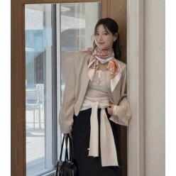 루* 모노그램 스카프
