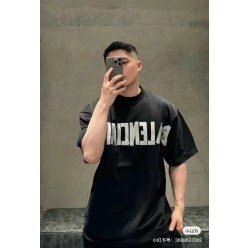 발**** 테이프 로고 티셔츠