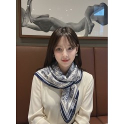 디* 트왈드 주이 소바쥬 스카프