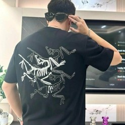 아**** 멀티버드 티셔츠