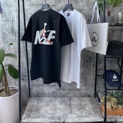 나** 조던백로고티