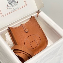 에*** 에블린