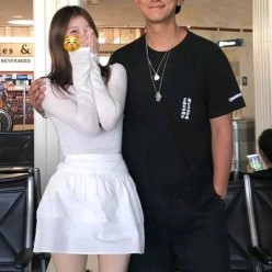 크* osaka 로고 반팔