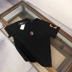 펜* 아이즈 온더 암즈 반팔티