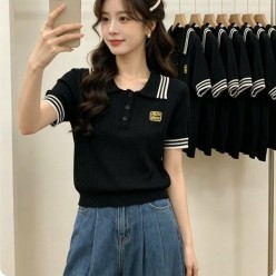 미*** 카라 골드패치 니트