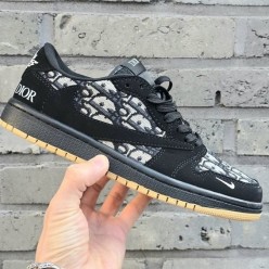 나** X 디* AIR JORDAN 1 로우