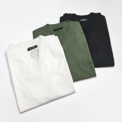 돌* 백플레이트 브이넥 니트반팔