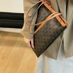 셀** 트리옹프 플랫 쇼퍼백