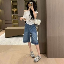 샤* 스몰 CC 자수 로고 절개 버뮤다 데님 팬츠