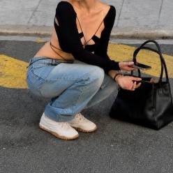 미*** 수입프리미엄급 스웨이드 스니커즈