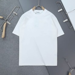 버** 백 로고 펀칭 기마자수 라운드 반팔 티셔츠