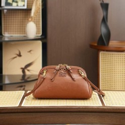 미*** 조개크로스