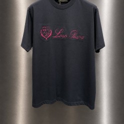 로* 피아나 레이어드 자수 로고 티셔츠