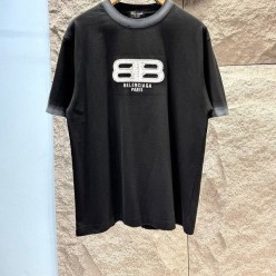 발**** 레이어드 엠블럼 반팔