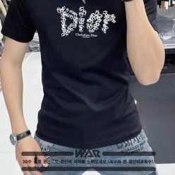 디* 레터링 디자인 티셔츠