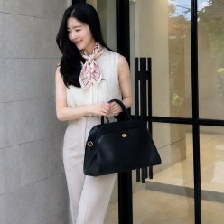 루* 실크 모노그램 방도