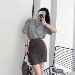 메* 마르지엘라 피그먼트 레터링 자수 티셔츠