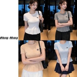 미*** 펀칭 프릴 니트