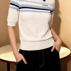 미*** 카라배색 스트라이프 니트
