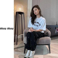 미*** 부클로고 티셔츠