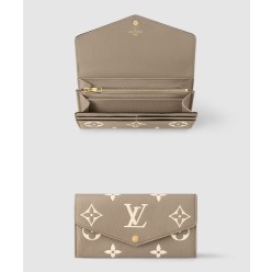 사라 월릿 M81049