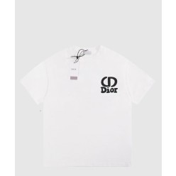 로고 프린트 반팔