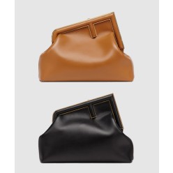 퍼스트 숄더백 미듐 8BP127