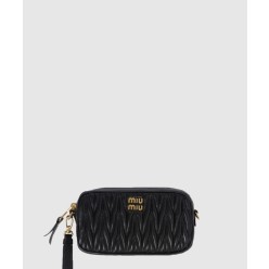 마테라쎄 나파 가죽 파우치 5NE846