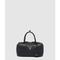 가죽 탑 핸들백 1BB102