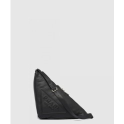 트라이앵글 숄더백 2VY007