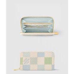 에밀리 월릿 N40748