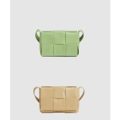 미니 카세트백 667048