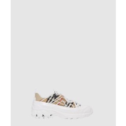 스니커즈 80372541