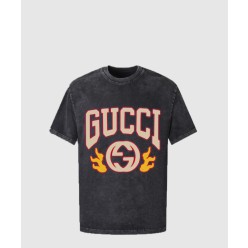 로고 프린트 반팔