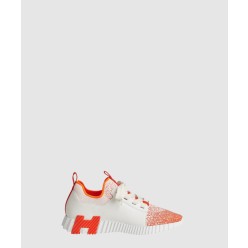 바운싱 스니커즈