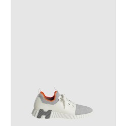 바운싱 스니커즈