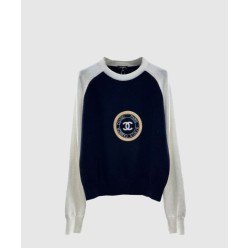 로고 니트 상의