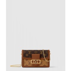 도핀 체인 월릿 M68746