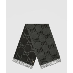 태슬 디테일의 GG 자카드 니트 스카프 674275