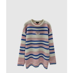 로고 니트 상의