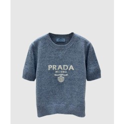 로고 니트 상의