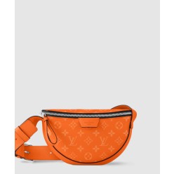 LV 문 크로스바디 M31029