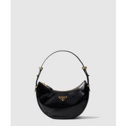 아르케 나플락 페이턴트 가죽 숄더백 1BC194