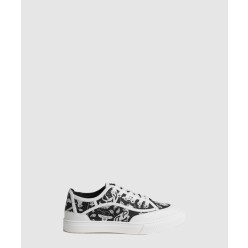 스니커즈를 사세요