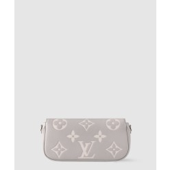 월릿 온 체인 아이비 M14225