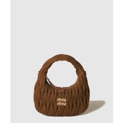 완더 마테라쎄 스웨이드백 5BC125