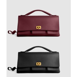 벨 에어 스몰 클러치 온 스트랩 834943