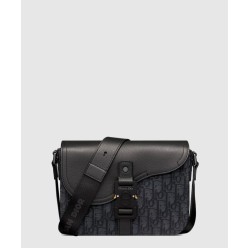 Saddle 스몰 플랩 스트랩백 1ADPO